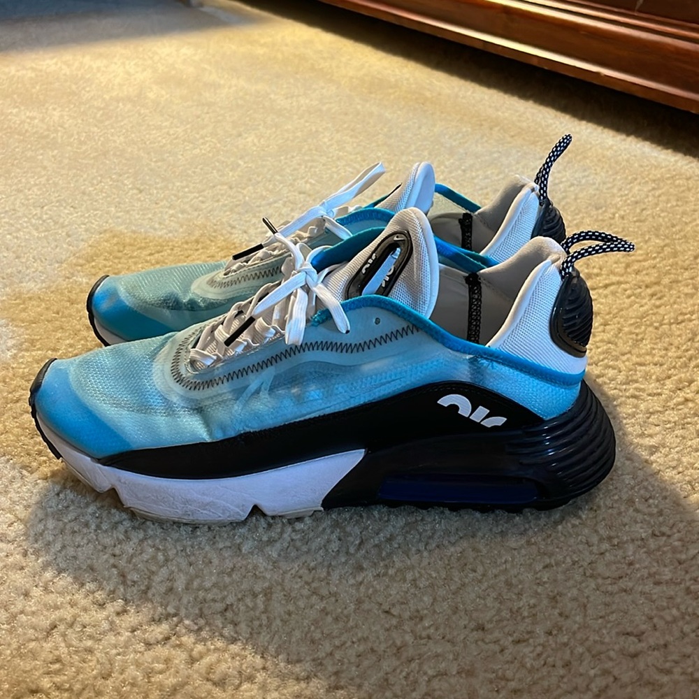 Nike Air Max 2090 Laser Blue
